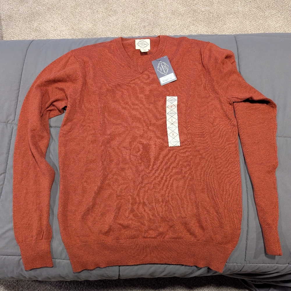 St. John's Bay Men's V-Neck Sweater